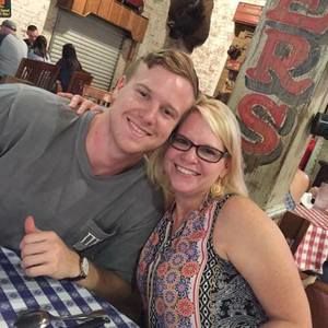 Meet your Posher, Cameron